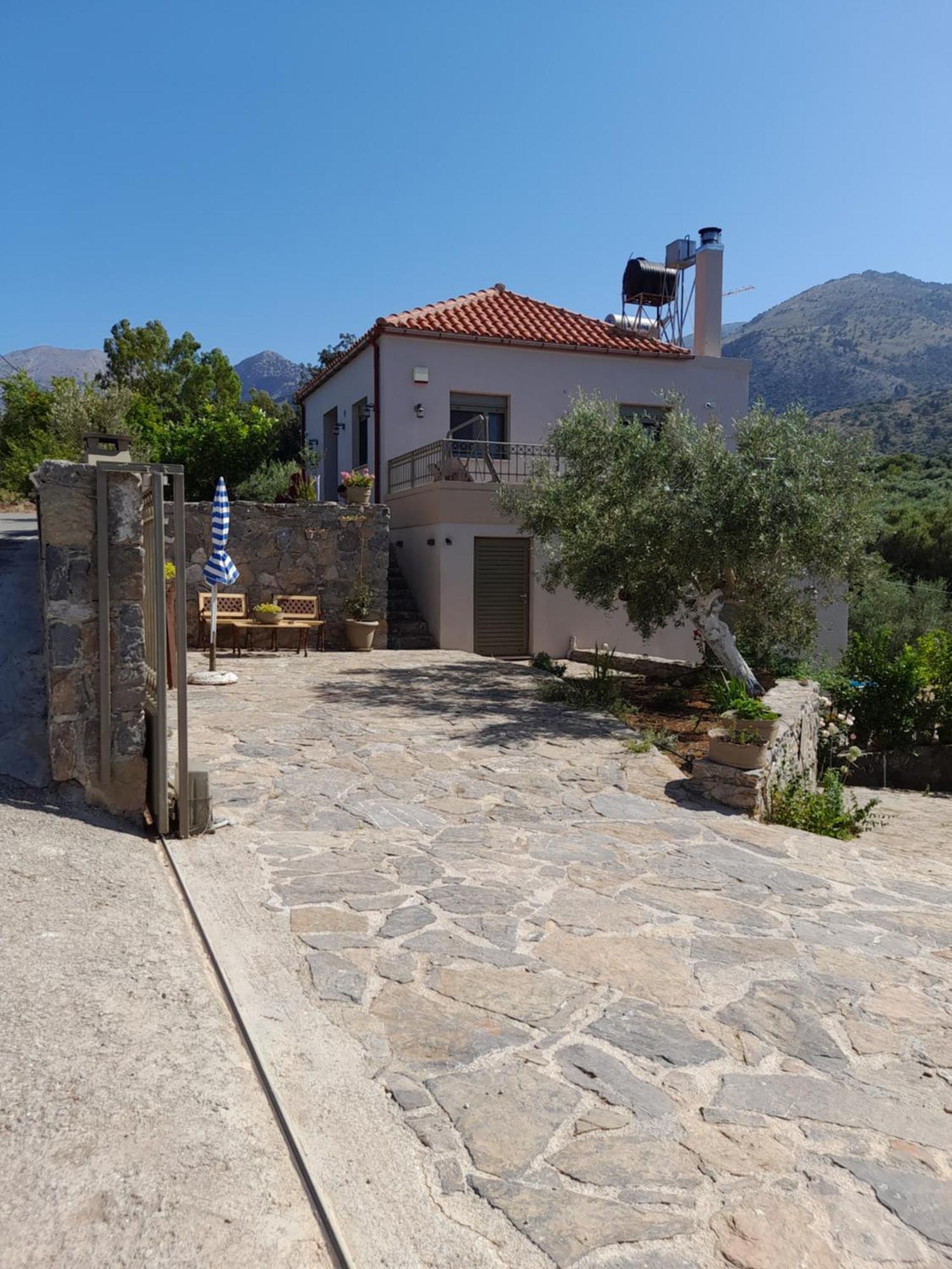 "Villa Kastania" Melidoni, Chania, Crete Bagian luar foto